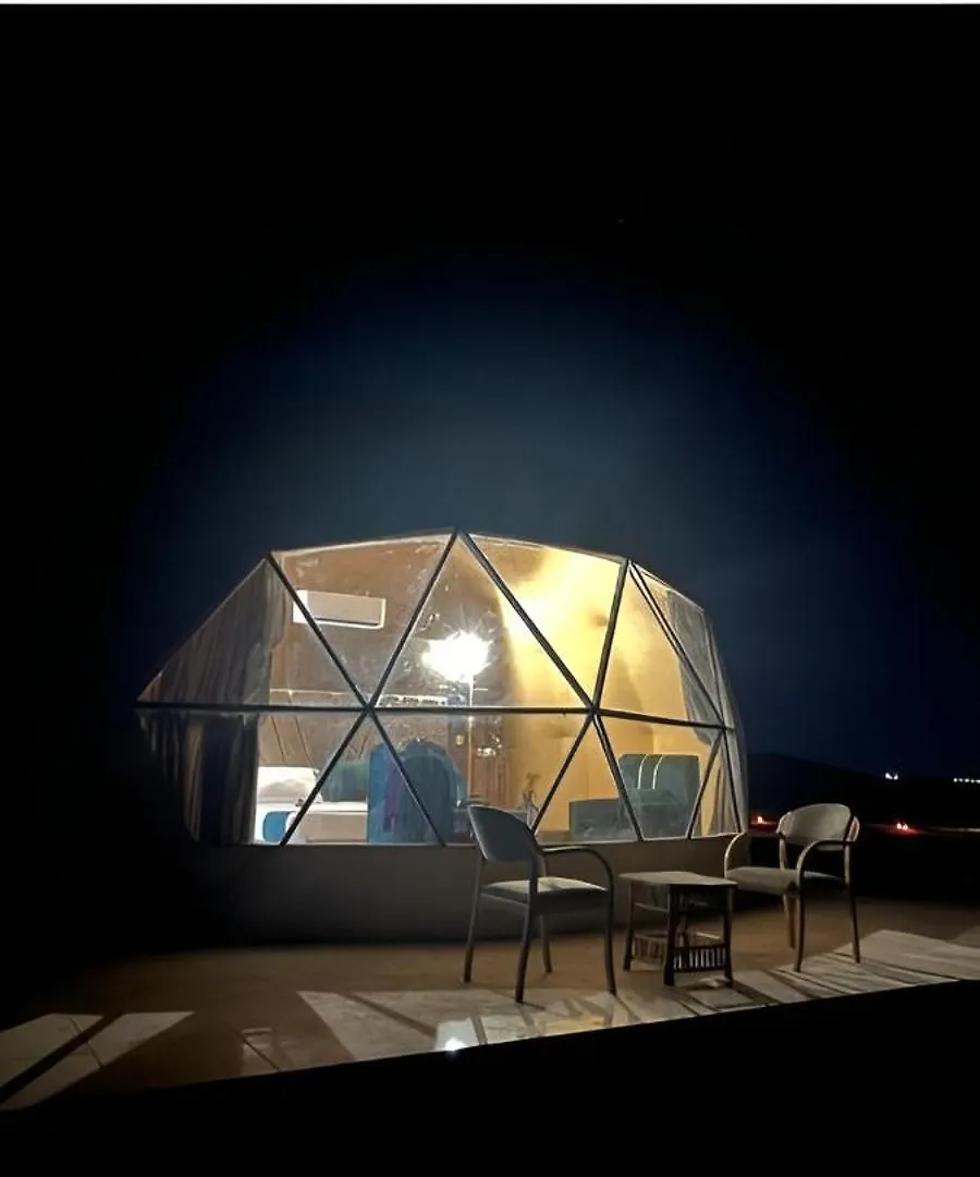 Bubble Vaggie Desert Camp Áqaba 0*,  Jordania